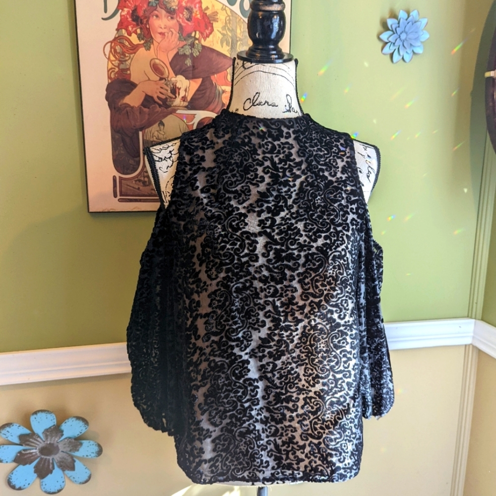 Alice+ Olivia top